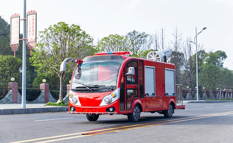 2座除塵車，道路降塵霧炮車